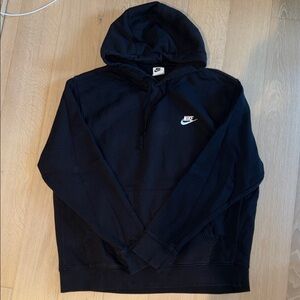 Nike Men's Black Pullover Hoodie